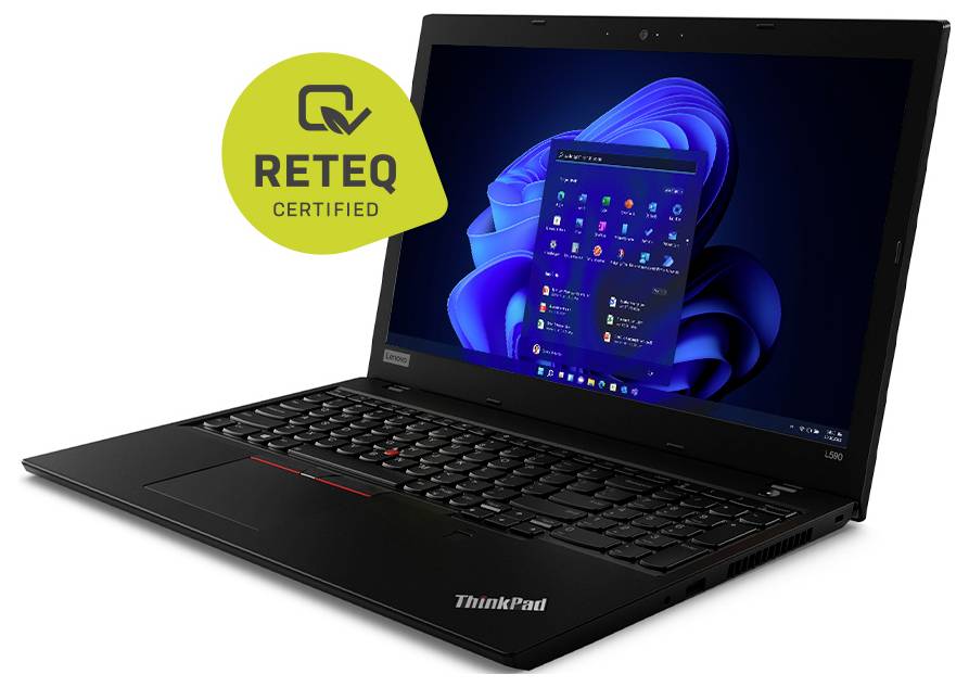 ThinkPad L590 Laptop mit Windows-Oberfläche auf dem Bildschirm, mit dem Abzeichen 