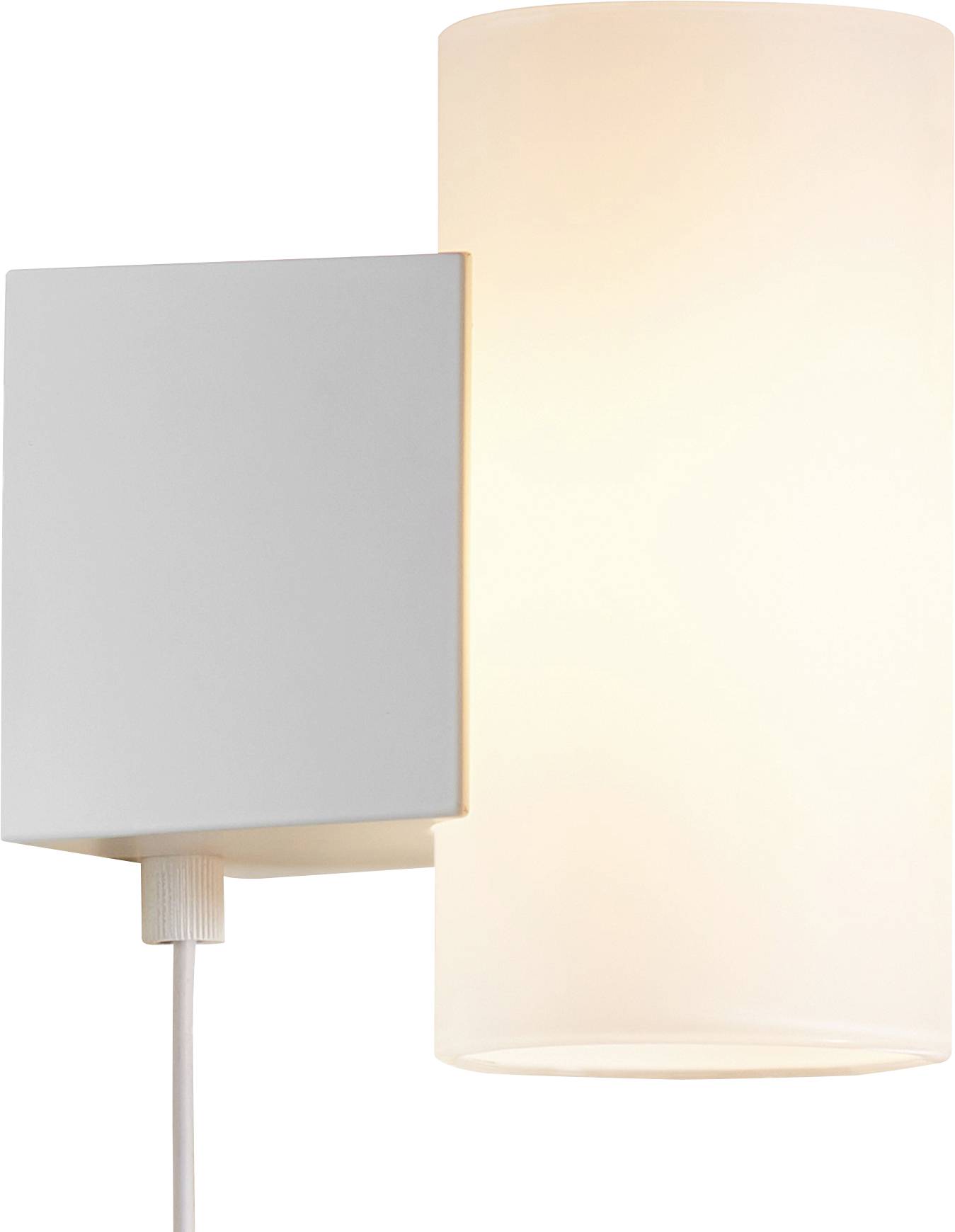 Eine zylindrische Wandleuchte mit einem mattweißem Glassschirm und einer rechteckigen weißen Basis, die ein weiches, warmes Licht ausstrahlt.