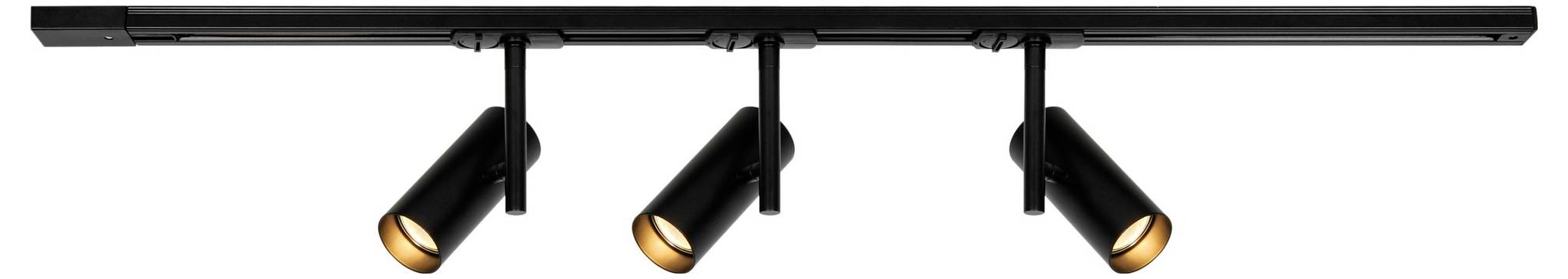 Schwarze Strahlerleuchte mit drei verstellbaren Spotlights, von denen jeder warmes Licht nach unten abstrahlt.