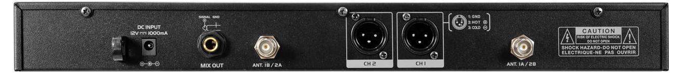Rückseite von Audiogeräten mit Stromeingang, MIDI-Ausgang, zwei XLR-Ausgängen und Antennenanschlüssen; enthält ein Warnschild.