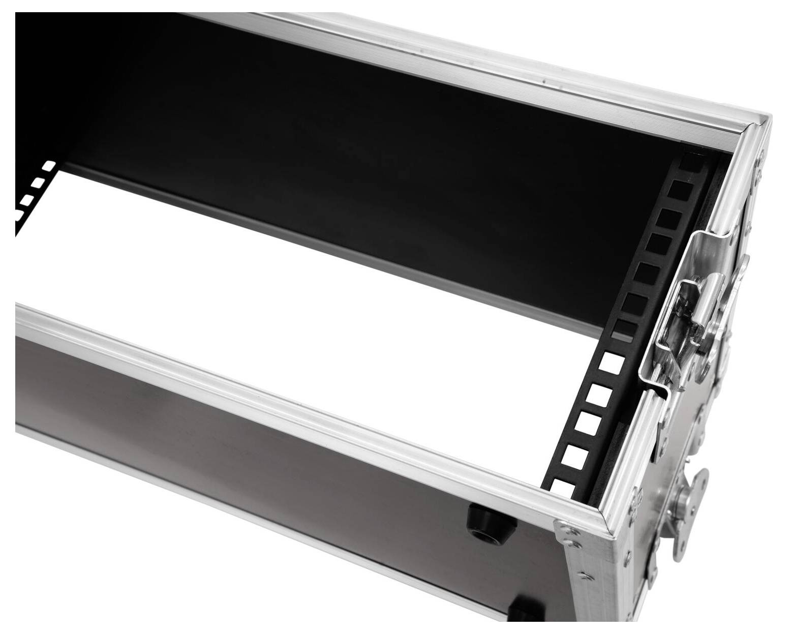 Schwarzer Audio-Verstärker mit Reglern und LED-Anzeigen auf der Frontplatte, verwendet für Soundmischung und Ausgangspegelanpassung.