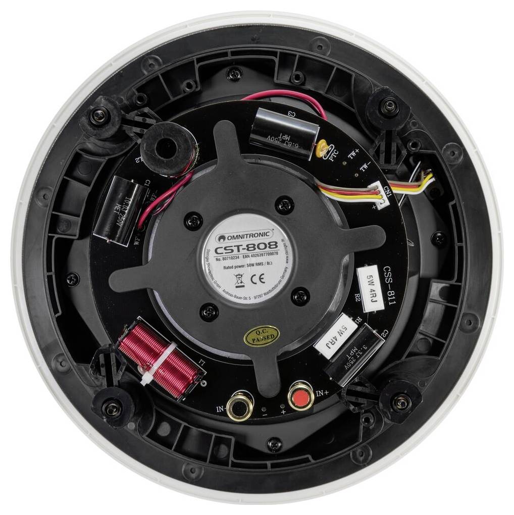 Das Bild zeigt die Rückseite eines Omnitronic CST-808 Lautsprechers mit verschiedenen elektronischen Komponenten und Anschlüssen.