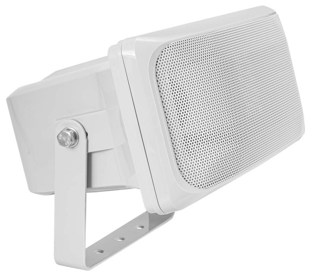 Weißer rechteckiger wandmontierter Lautsprecher mit leichter Neigung, ausgestattet mit perforiertem Frontgitter und verstellbarer Metallhalterung.