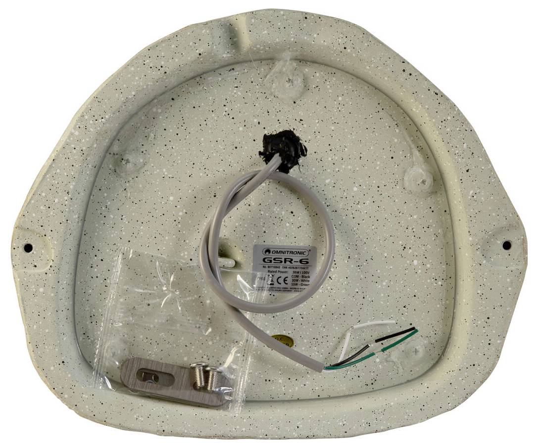 Unteransicht eines runden, weißen, gesprenkelten Lautsprechergehäuses mit der Bezeichnung 'GSR-6'. Ein Kabel erstreckt sich von der Mitte, und eine Montageklammer ist enthalten.
