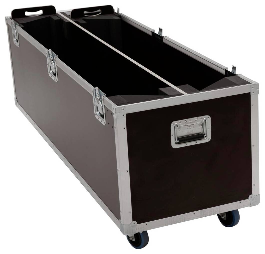 Ein großes, rechteckiges, fahrbares Ausrüstungsgehäuse mit Metallkanten, Griffen und mehreren Verschlüssen, das zum Transport oder zur Lagerung von Ausrüstung verwendet wird.