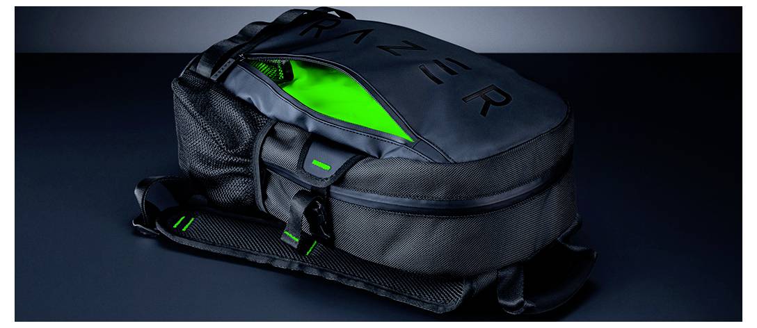 Ein schwarzer Rucksack mit 