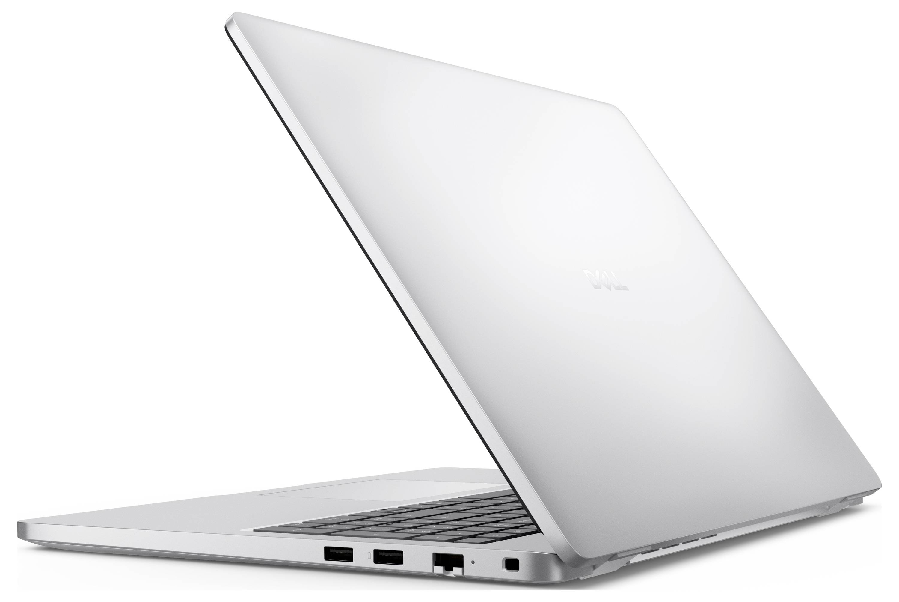 Ein silberner Laptop, der teilweise geöffnet ist und Seitenports zeigt, einschließlich zwei USB-Anschlüsse und einen HDMI-Anschluss, vor einem einfachen weißen Hintergrund.