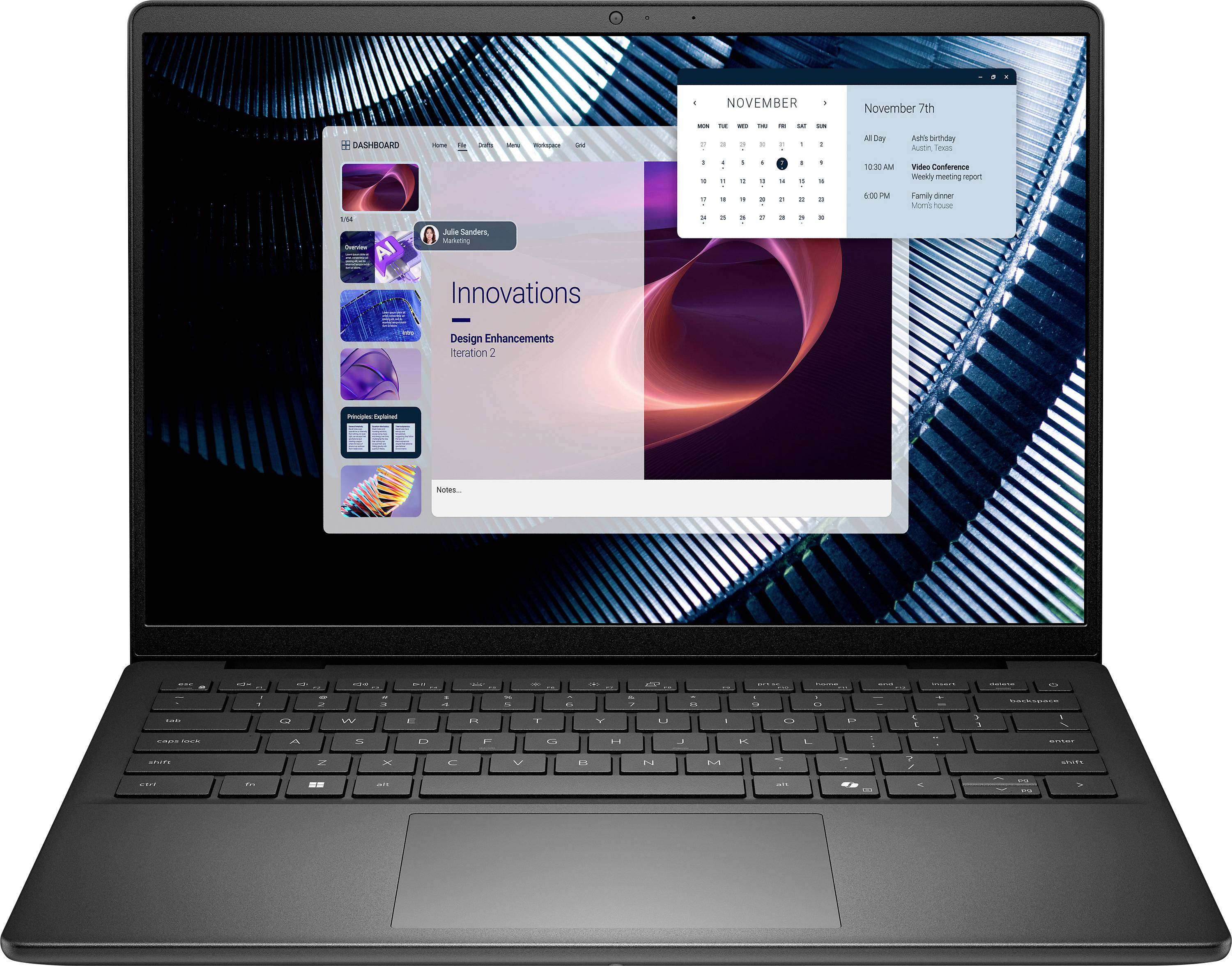Ein Laptop zeigt eine Präsentationsfolie mit dem Titel 