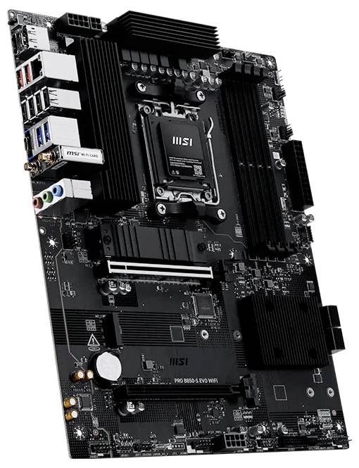 Schwarzes MSI PRO Motherboard mit CPU-Sockel, RAM-Steckplätzen, PCIe-Steckplatz, Kühlkörpern und hinteren E/A-Anschlüssen auf weißem Hintergrund dargestellt.