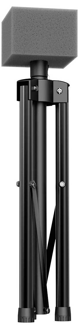 Ein schwarzer Mikrofonständer mit einem rechteckigen Popschutz oben montiert, entwickelt zur Minimierung von Geräuschen bei Audioaufnahmen.