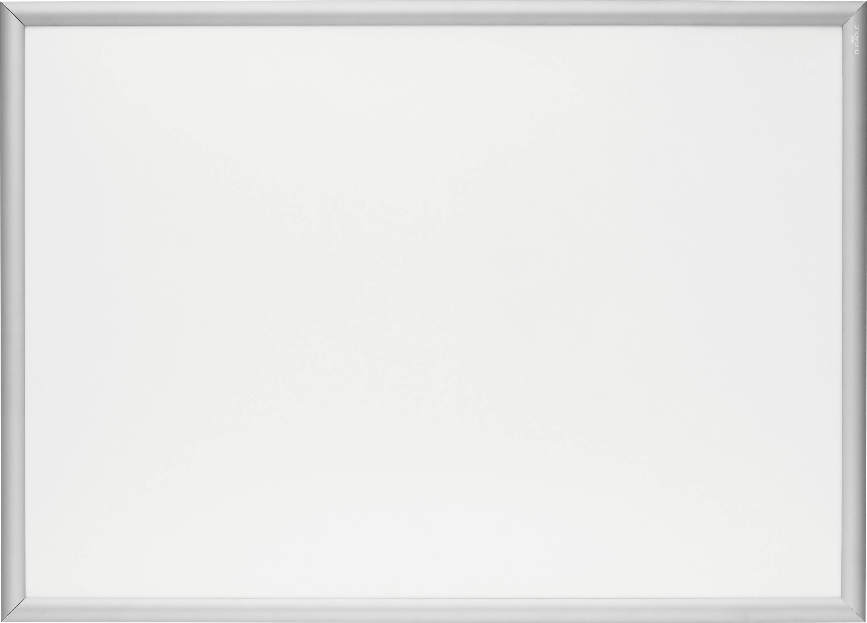 Eine schlichte weiße rechteckige Fläche mit einem silbernen Rahmen.