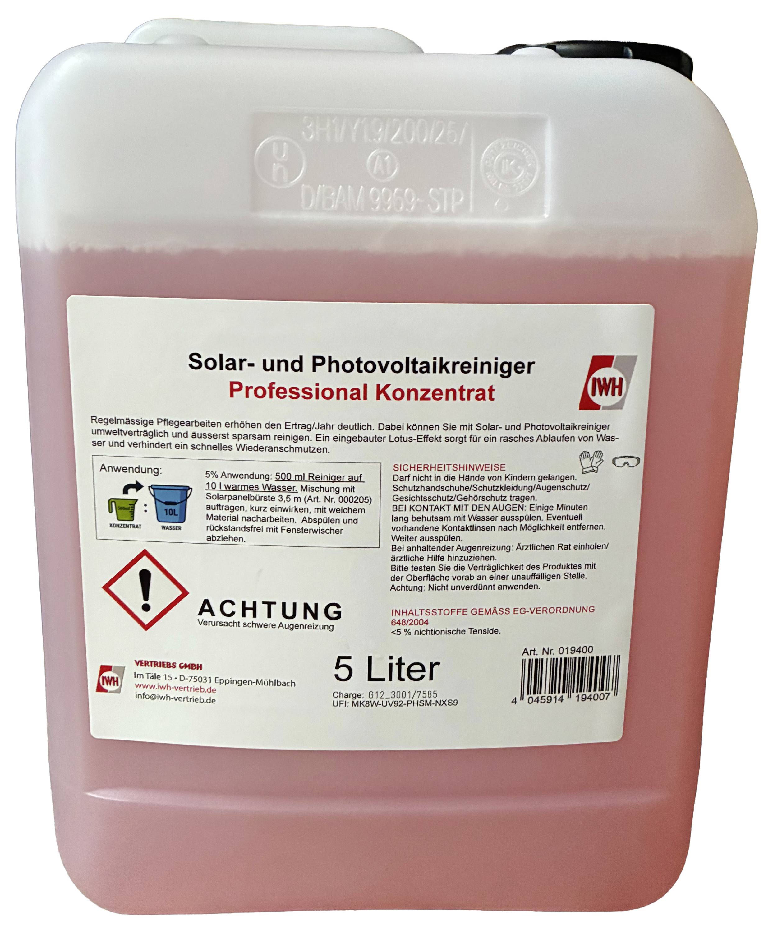Ein 5-Liter-Behälter mit „Solar- und Photovoltaikreiniger Professional Konzentrat