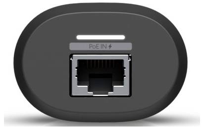 Eine Nahaufnahme eines Ethernet-Anschlusses mit der Bezeichnung „PoE IN
