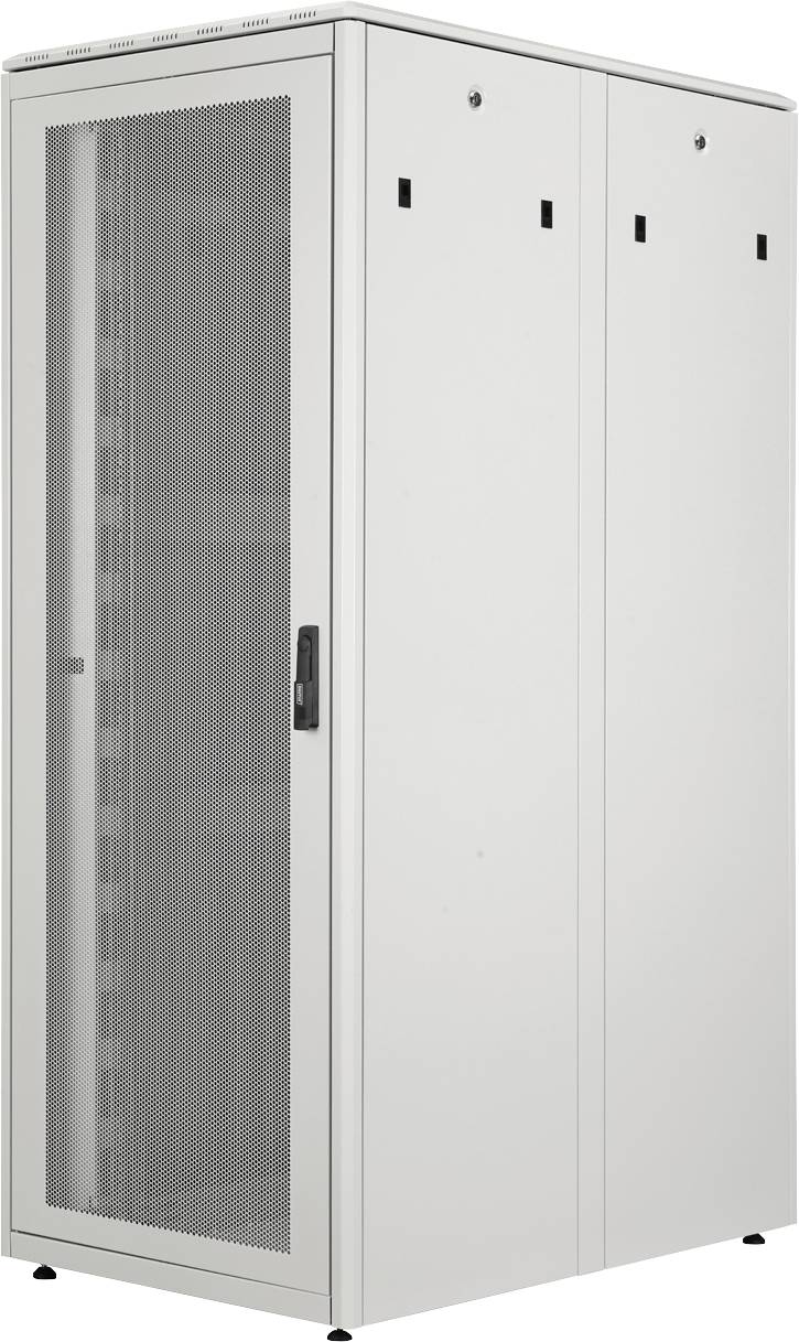 Ein großer, grauer Server-Rack-Schrank mit einer Gitternetzfront, der für die Unterbringung elektronischer Ausrüstung konzipiert ist, steht vor einem einfachen Hintergrund.