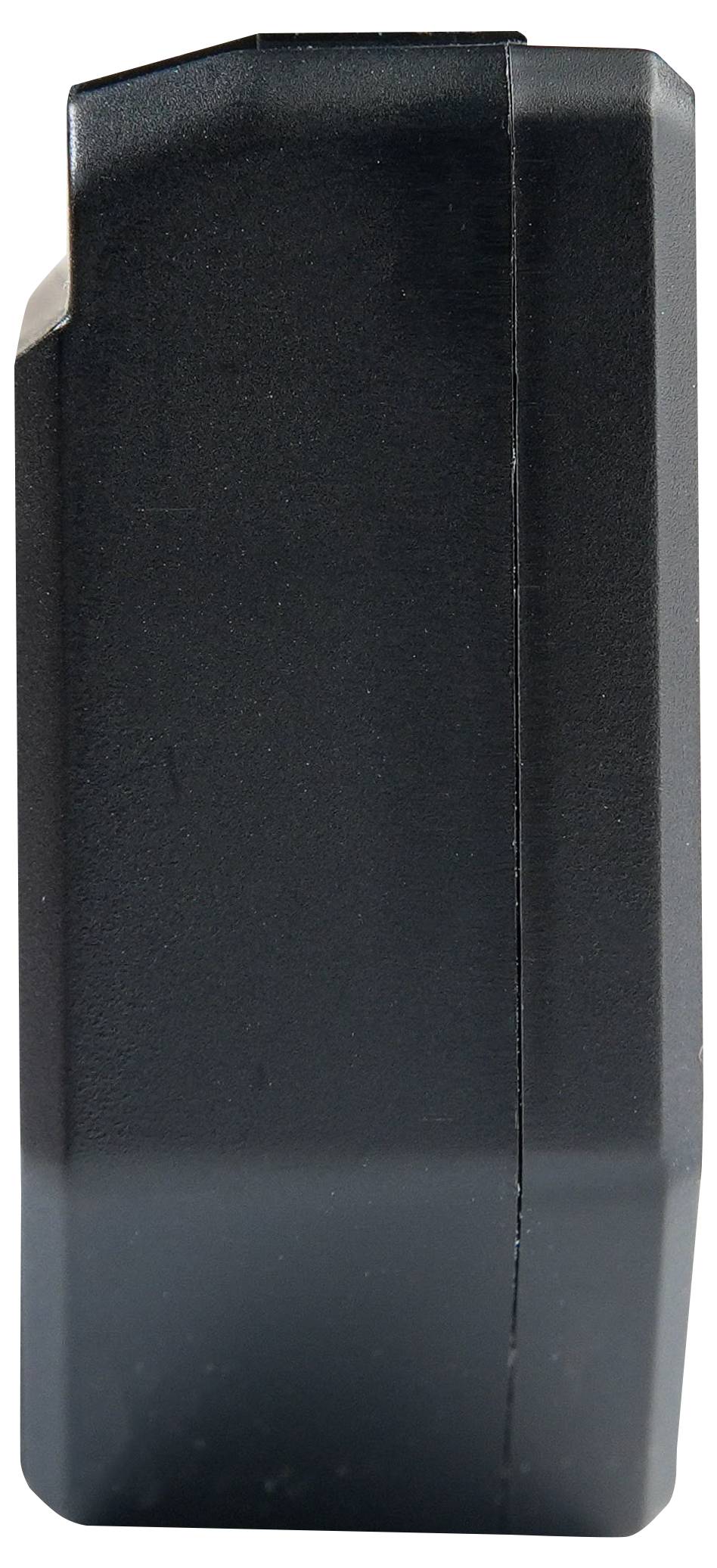 Eine Nahaufnahme eines schwarzen rechteckigen elektronischen Akkupacks mit glatter Oberfläche, die sein kompaktes und tragbares Design hervorhebt.