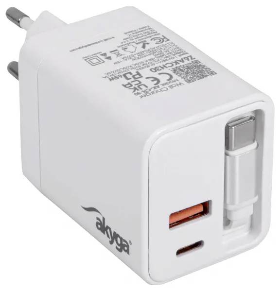 Ein weißes USB-Wandladegerät mit zwei Anschlüssen, bestehend aus einem USB-C und einem USB-A, konzipiert für schnelles Laden, abgebildet mit einem europäischen Stecker.