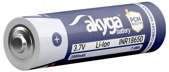 Ein 3,7V Li-Ionen-Akku mit der Bezeichnung „akya", Modell „INR18650", Kapazität 2000mAh.