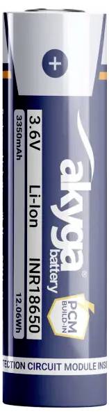 Eine blaue Akyga INR18650 Li-Ionen-Batterie, 3,6V, 3350mAh. Der Text lautet: „PCM eingebaut.
