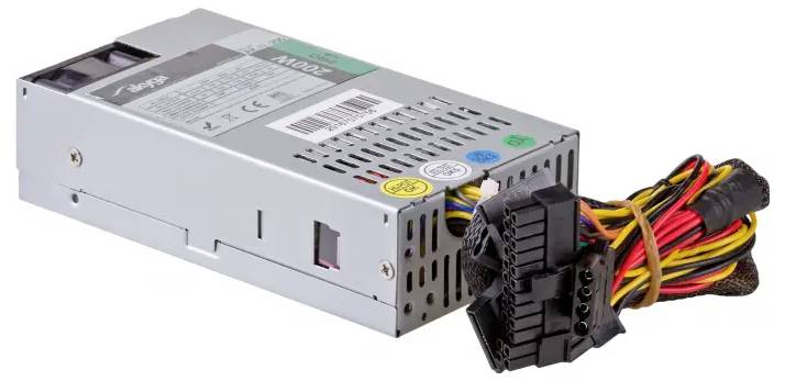 Eine Stromversorgungseinheit für Computer mit farbigen Kabeln und Steckverbindern, konzipiert für die interne Verwendung in einem Desktop-PC.