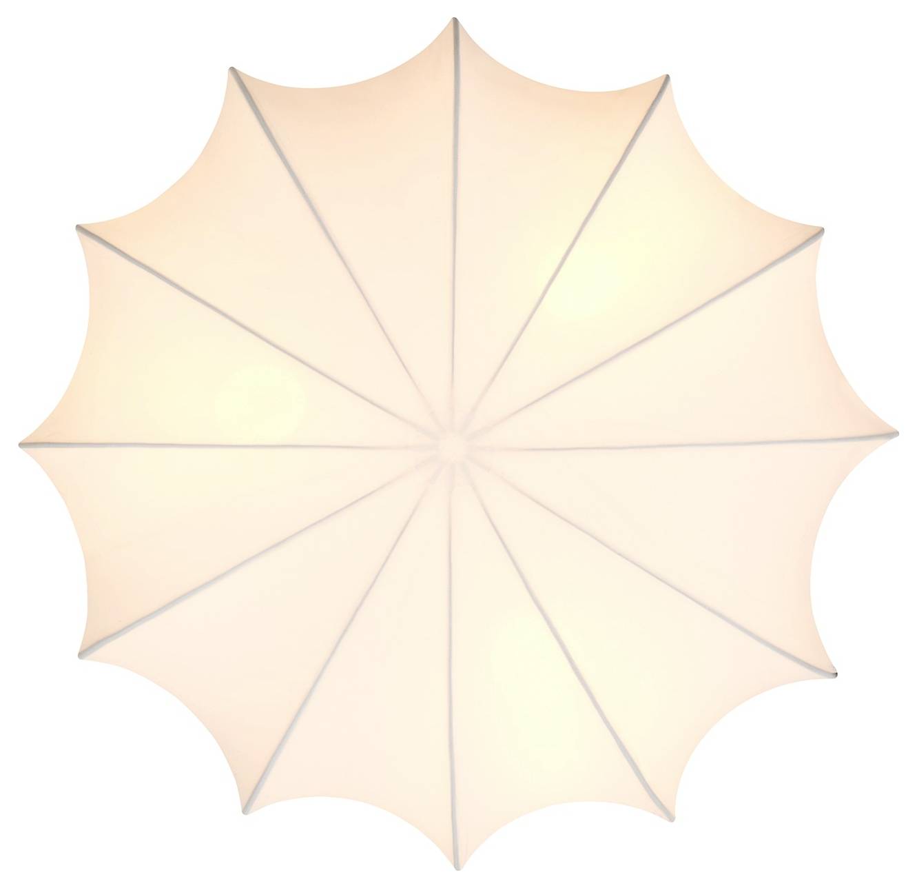 Eine Ansicht von oben auf einen offenen beigen Regenschirm mit gleichen Segmenten, die vom Mittelpunkt ausstrahlen und ein symmetrisches Muster bilden.