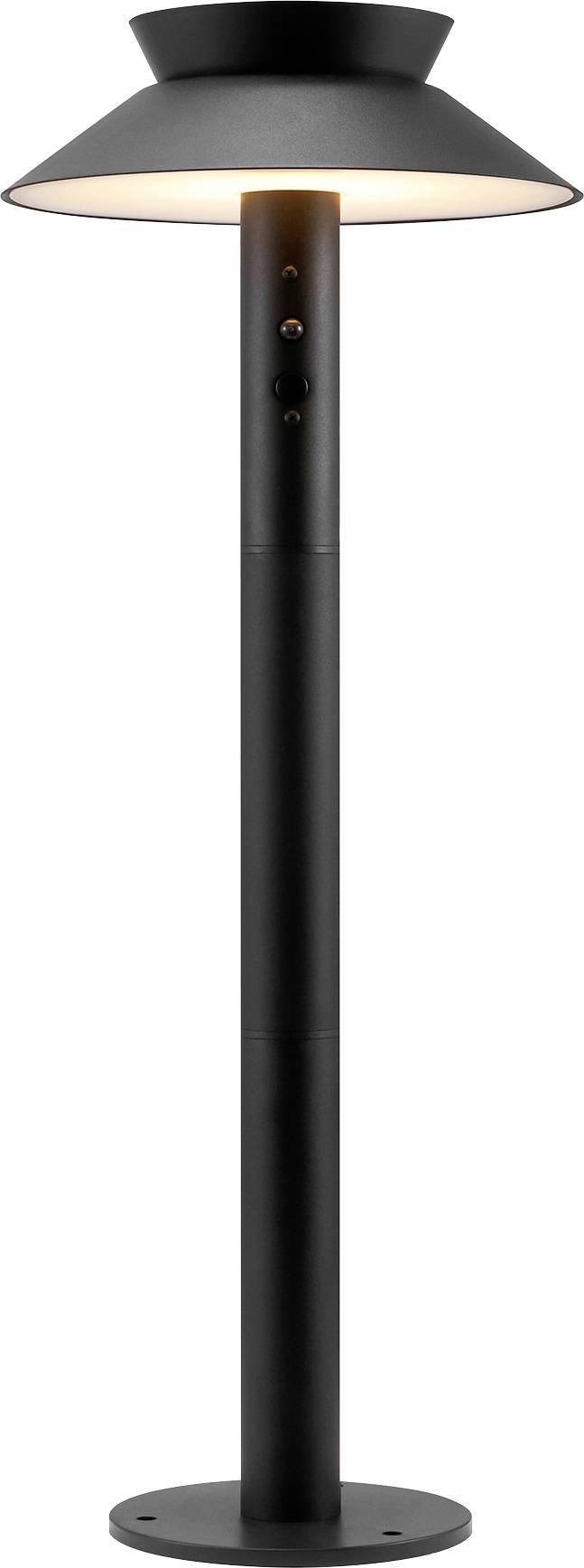 Eine elegante, schwarze Außenstehleuchte mit einem breiten, runden Schirm, entworfen für die Beleuchtung von Wegen oder Gärten.
