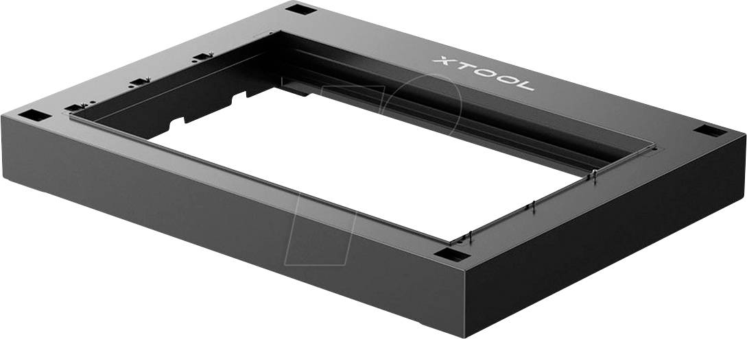 Schwarzer rechteckiger XTOOL-Laserschneider-Rahmen-Gehäuse-Sockel in Perspektive auf weißem Hintergrund dargestellt.