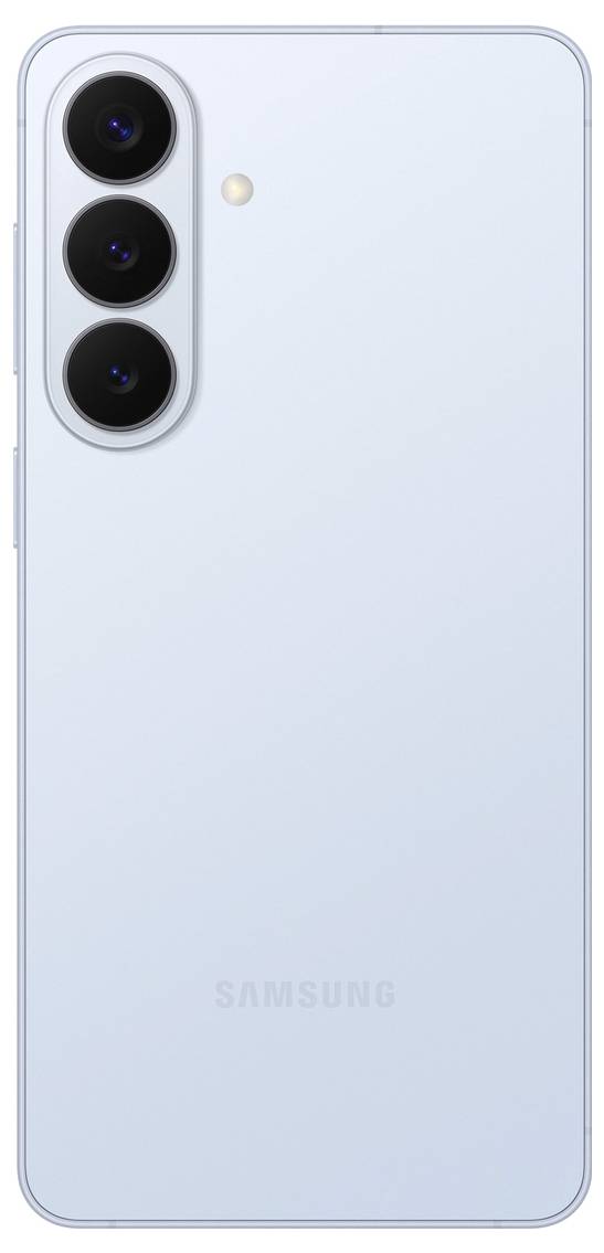 Ein Smartphone mit hellblauem Rücken, ausgestattet mit drei vertikal angeordneten Kameraobjektiven und einem kleinen Blitz in der oberen linken Ecke.