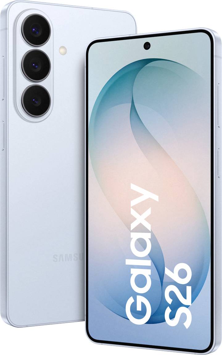 Smartphone mit drei rückwärtigen Kameras und einem Bildschirm, auf dem „Galaxy S26