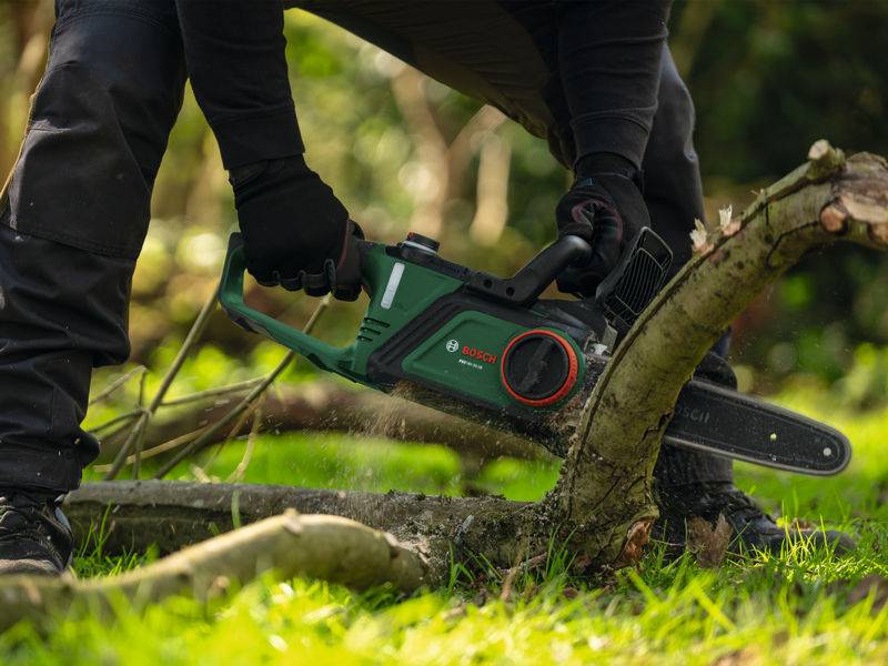 Bosch Home and Garden PKE18V-30-28 Akku-Kettensäge