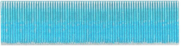 Eine Nahaufnahme einer Reihe von vertikalen, parallelen blauen Linien auf einer weißen Oberfläche, die Kammzähnen ähnelt.