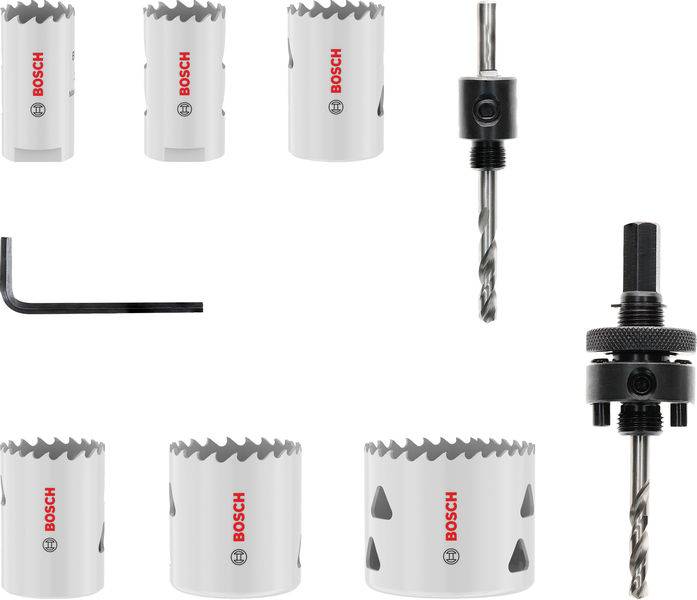 Ein Bohrset bestehend aus verschiedenen weißen Bosch-Lochsägen, einem Inbusschlüssel und einem Bohrer mit angebrachtem Dorn zum Schneiden verschiedener Materialien.