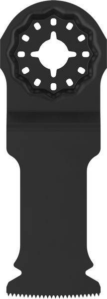 Ein schwarzes oszillierendes Multifunktionswerkzeug-Blatt mit einem zahnradförmigen Stecker und gezackten Zähnen am unteren Ende, das zum Schneiden von Materialien verwendet wird.