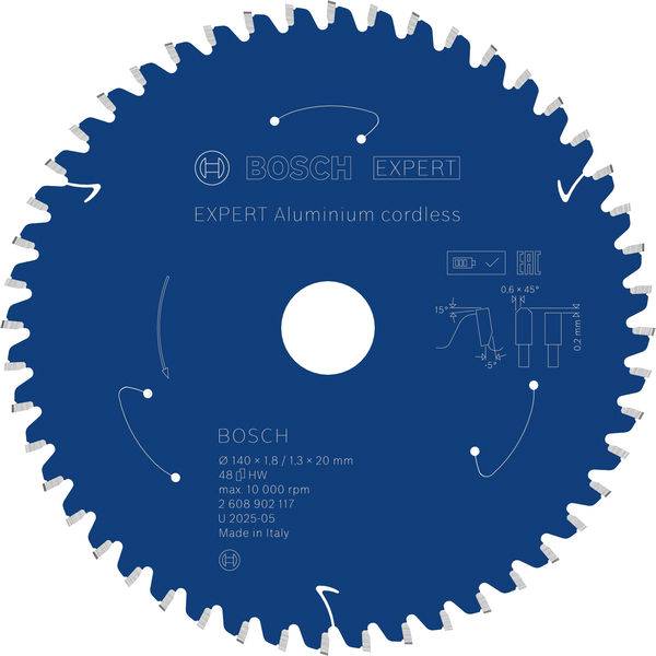 Ein Kreissägeblatt mit gezackten Kanten mit der Beschriftung „BOSCH EXPERT Aluminium cordless