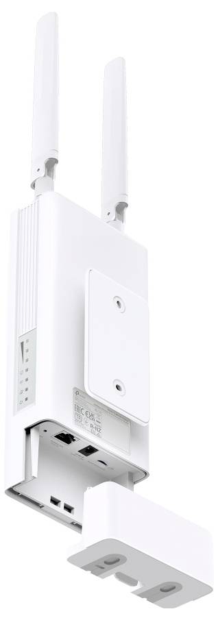 Ein weißer kabelloses Zugriffspunkt mit Antennen, Anschlüssen und einem abnehmbaren Panel, konzipiert für die Nutzung im Freien, zur Verbesserung der Internetkonnektivität.