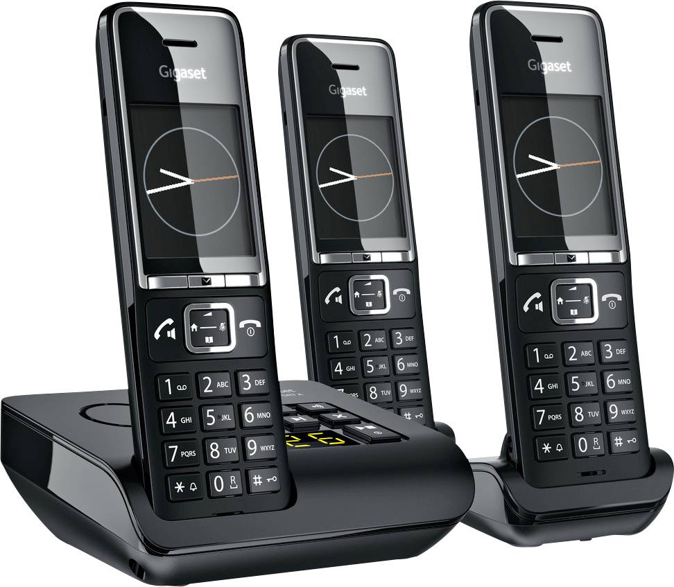 Drei moderne schnurlose Telefone mit digitalen Displays und Zifferntastaturen auf einer Ladestation, wobei auf jedem Display ein Uhren-Symbol angezeigt wird.