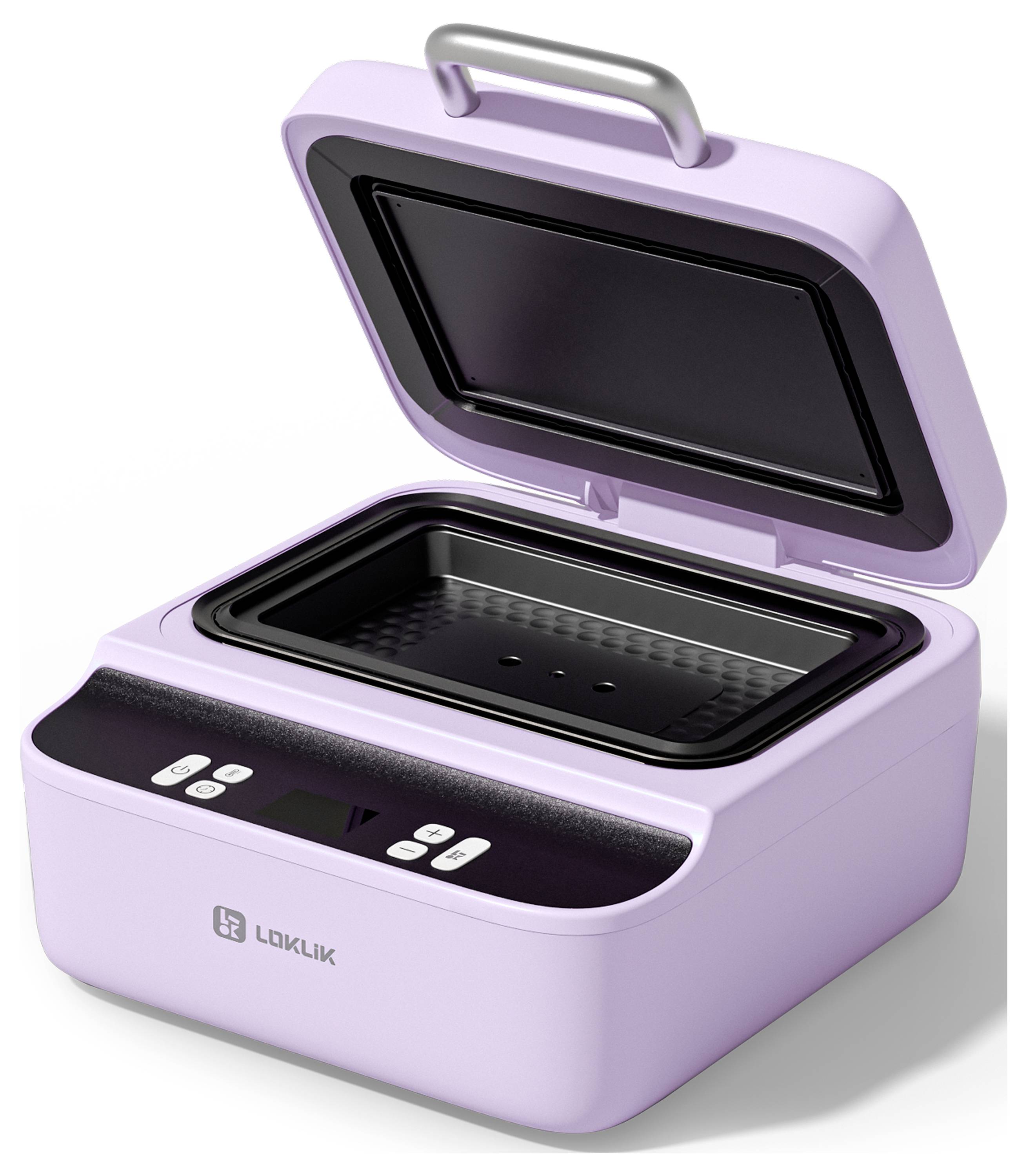 Eine kuppelförmige Überwachungskamera wird offenbar von einem Hammer getroffen, aber eine blaue Barriere deutet auf Schutz oder Widerstandsfähigkeit gegen Stöße hin.