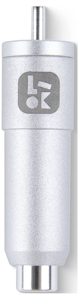 Ein silbernes zylindrisches Werkzeug mit einem kleinen hervorstehenden Metallstab an der Oberseite und einem Logo auf der Seite.