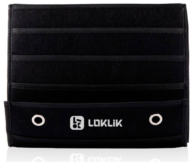 Schwarzes faltbares Lagerwallet mit LAKLIK-Logo und zwei Metallösen an der Vorderseite.