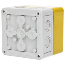 Ein quadratischer elektrischer Verteilungskasten mit einer gelben Seite und mehreren Eintrittsöffnungen, konstruiert, um elektrische Verbindungen sicher zu beherbergen.