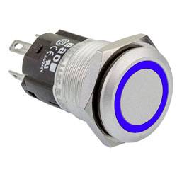 Ein metallischer Druckschalter mit blauem LED-Ring, verwendet in der Elektronik, zeigt eine Seitenansicht der Anschlüsse und des Schalterdesigns.