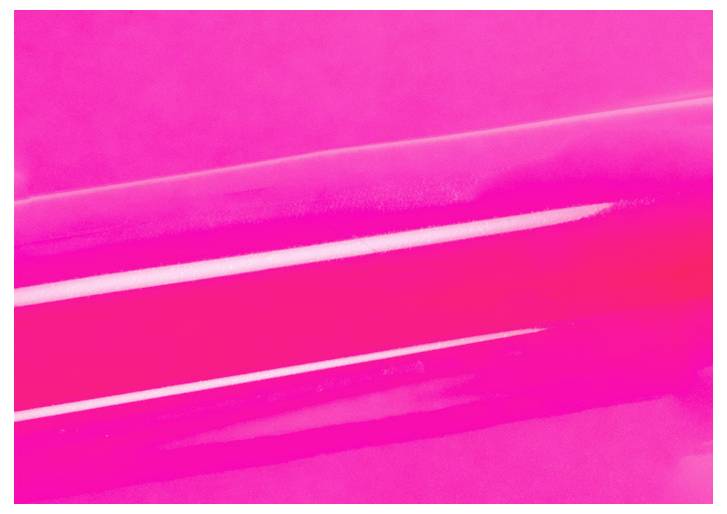 Eine Nahaufnahme von glänzendem, leuchtend rosa Material, das Licht reflektiert und eine glatte und glänzende Textur erzeugt.