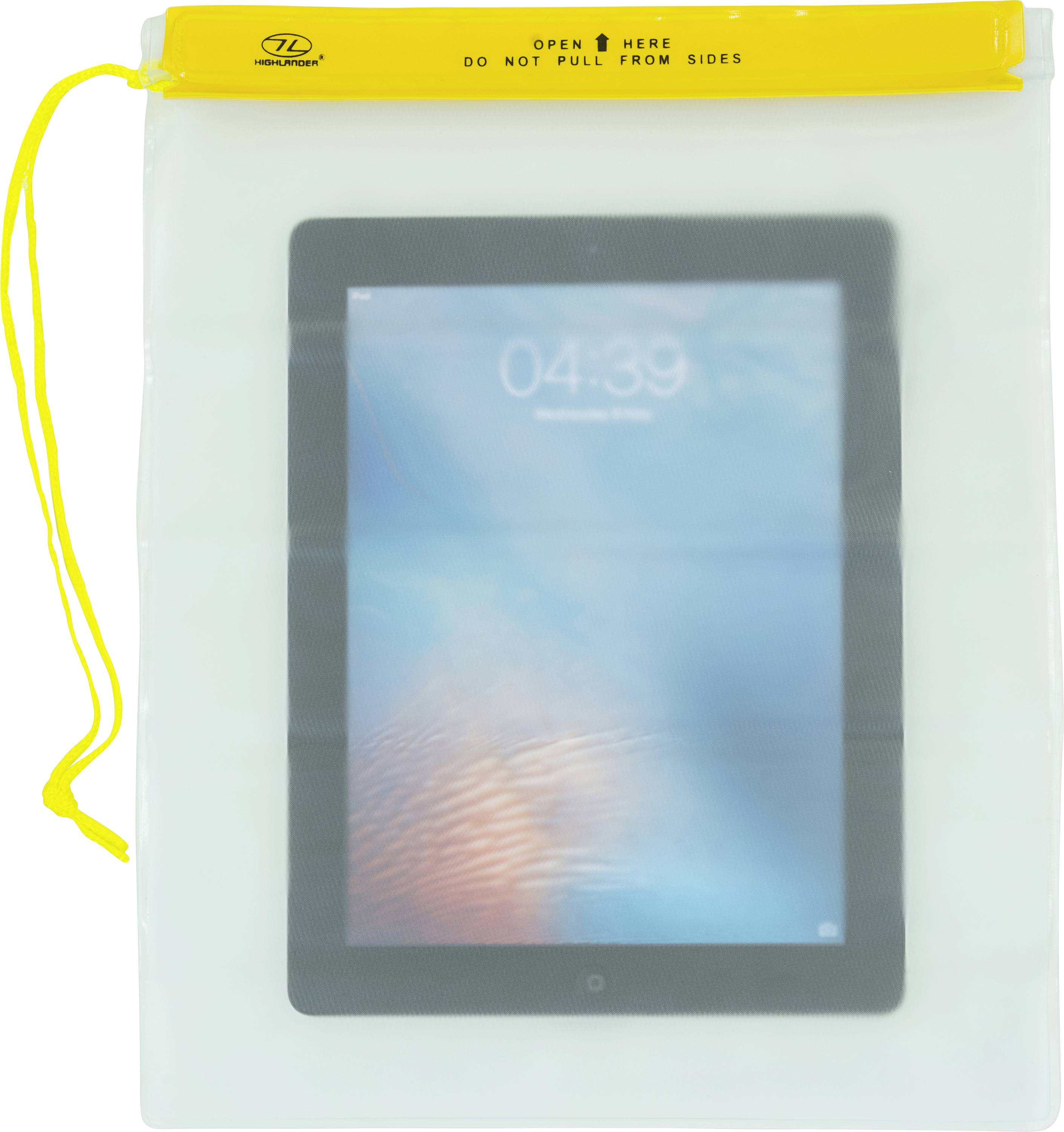 Eine wasserdichte Tablet-Tasche mit transparenter Vorderseite, die einen Tablet-Bildschirm um 04:39 Uhr anzeigt, mit gelbem Verschluss und Riemen.