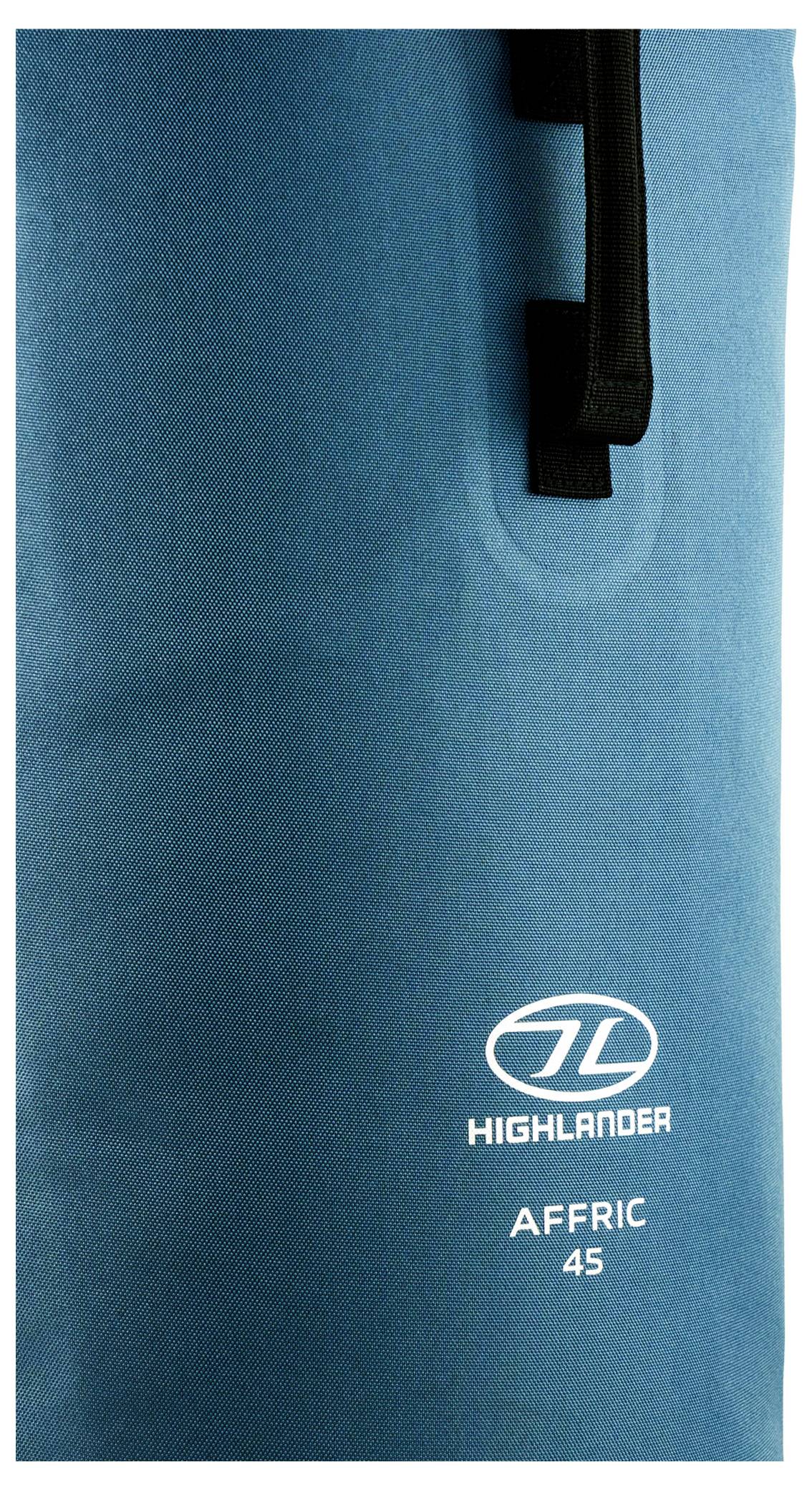 Ein schwarzer, zylinderförmiger Rucksack mit robusten Griffen oben und verstärkten Nähten, der zum komfortablen Tragen schwerer Gegenstände konzipiert ist.