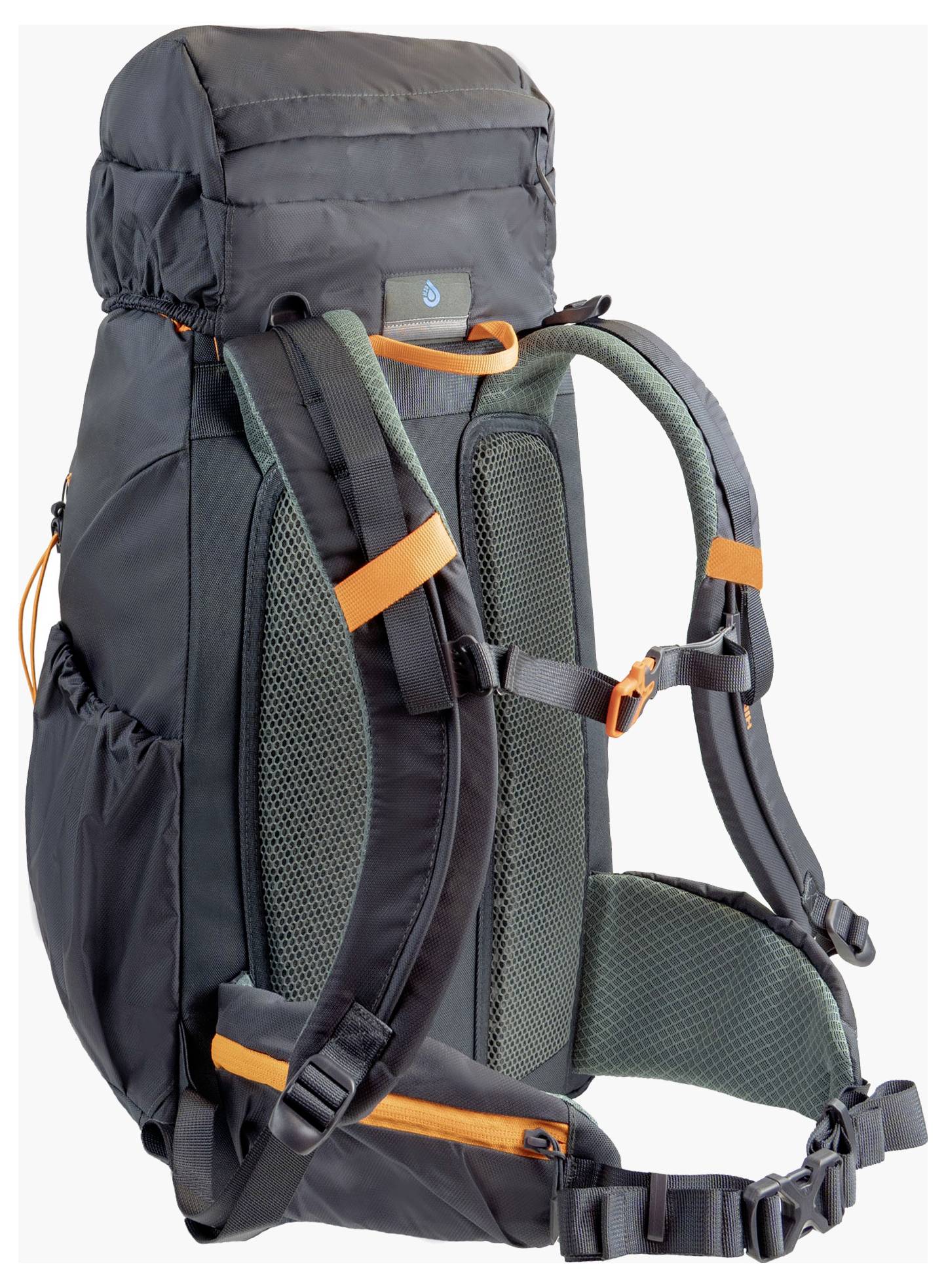 Ein dunkelgrauer Wanderrucksack mit orangefarbenen Akzenten, ausgestattet mit gepolsterten Schultergurten, mehreren Fächern und einem Logo auf der Rückseite.