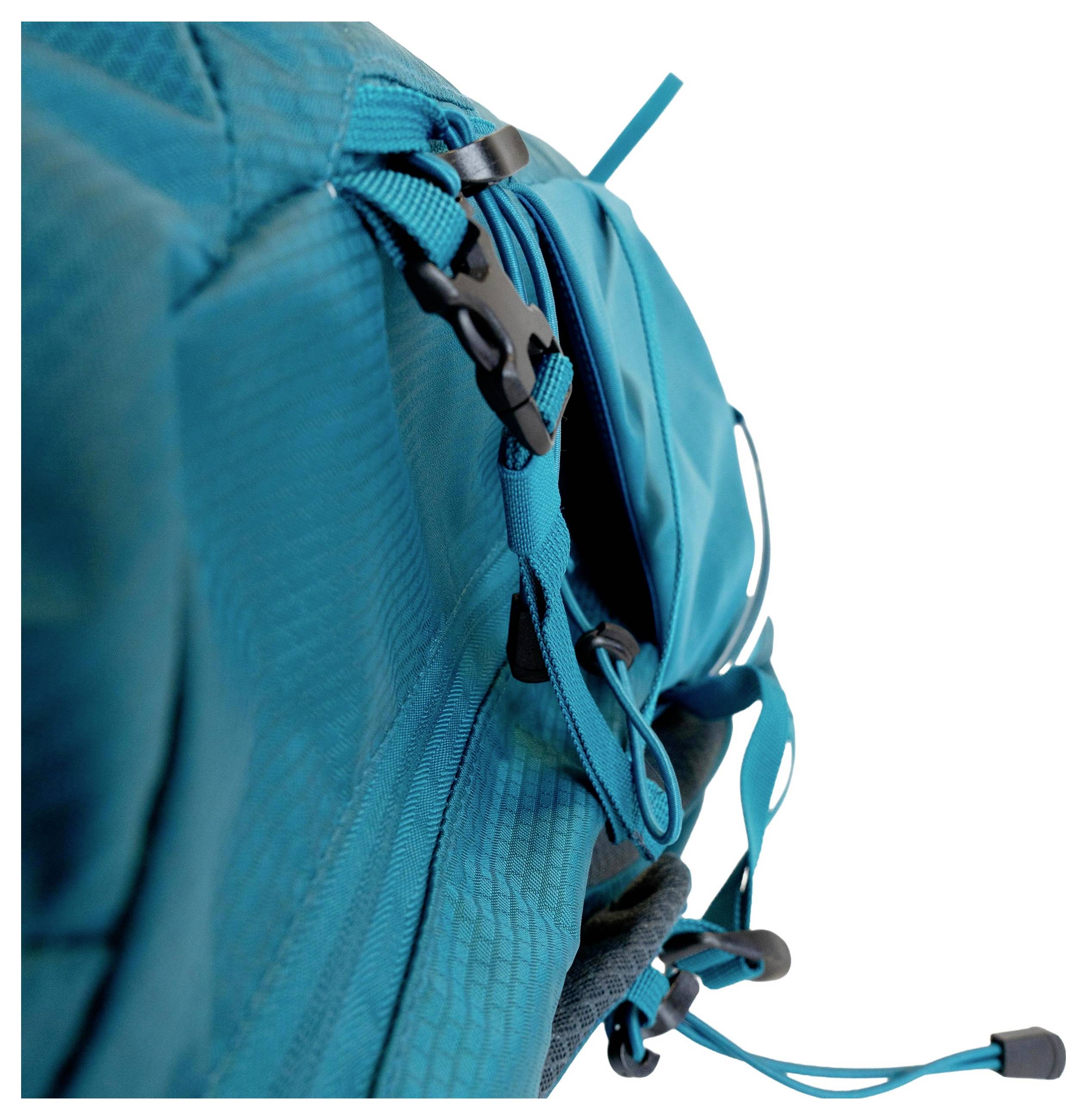 Eine Nahaufnahme eines blaugrünen Rucksacks, die verstellbare Riemen und Schnallen zeigt und die Funktionalität und robuste Konstruktion der Tasche für den Außeneinsatz hervorhebt.