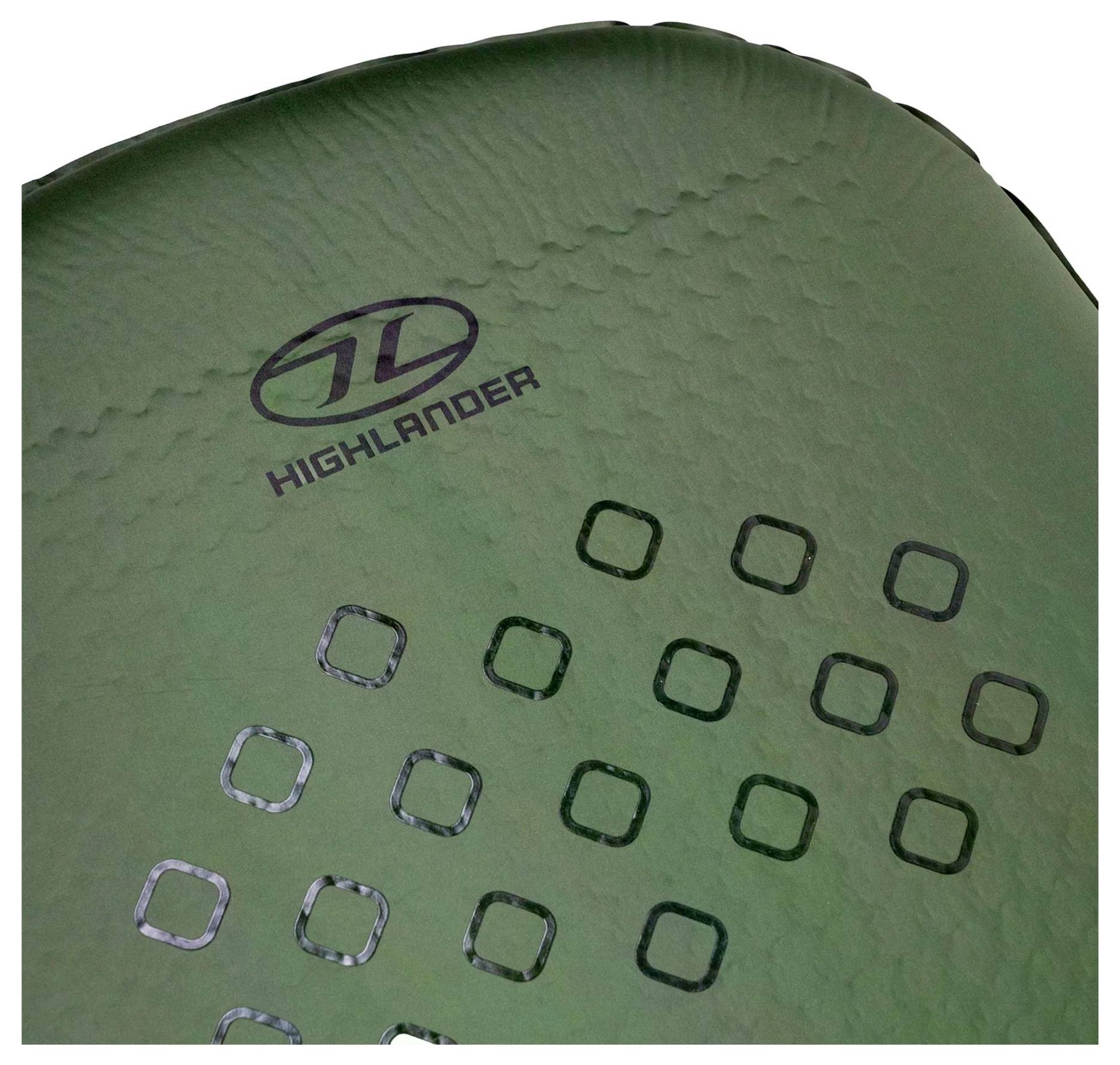 Campingmatte Ecke in Grün mit dem Logo „Highlander