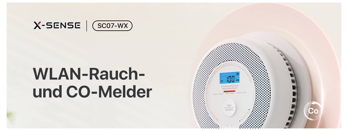 Ein WLAN-fähiger Rauch- und CO-Melder von X-Sense Modell SCO7-WX mit digitaler Anzeige.
