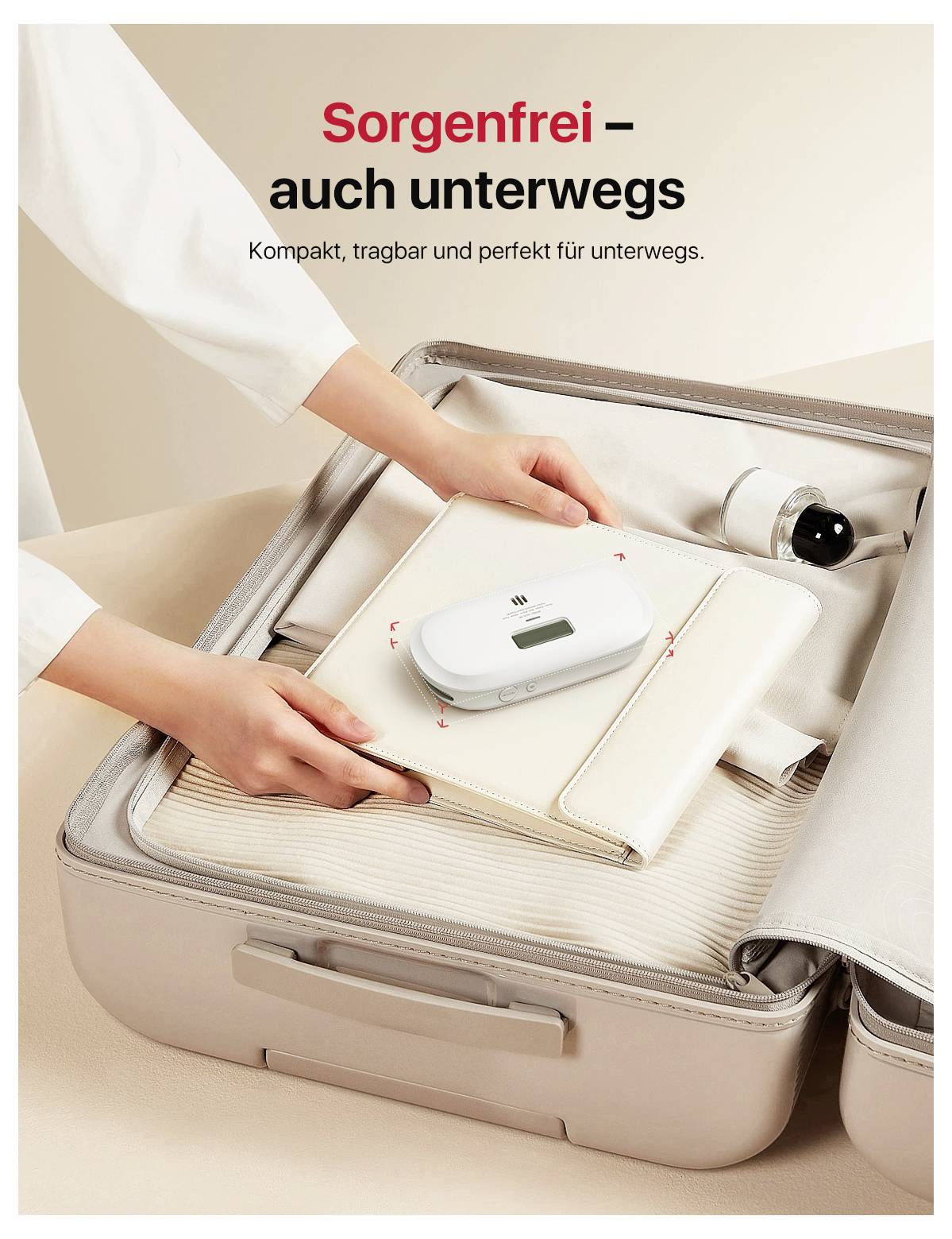 Kompakte, tragbare Waage in einem offenen Koffer. Ideal für unterwegs.