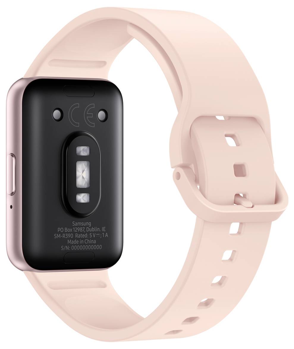 Eine Smartwatch mit einem rosa Armband von hinten betrachtet, zeigt den Sensor und einen Teil der Schnalle.