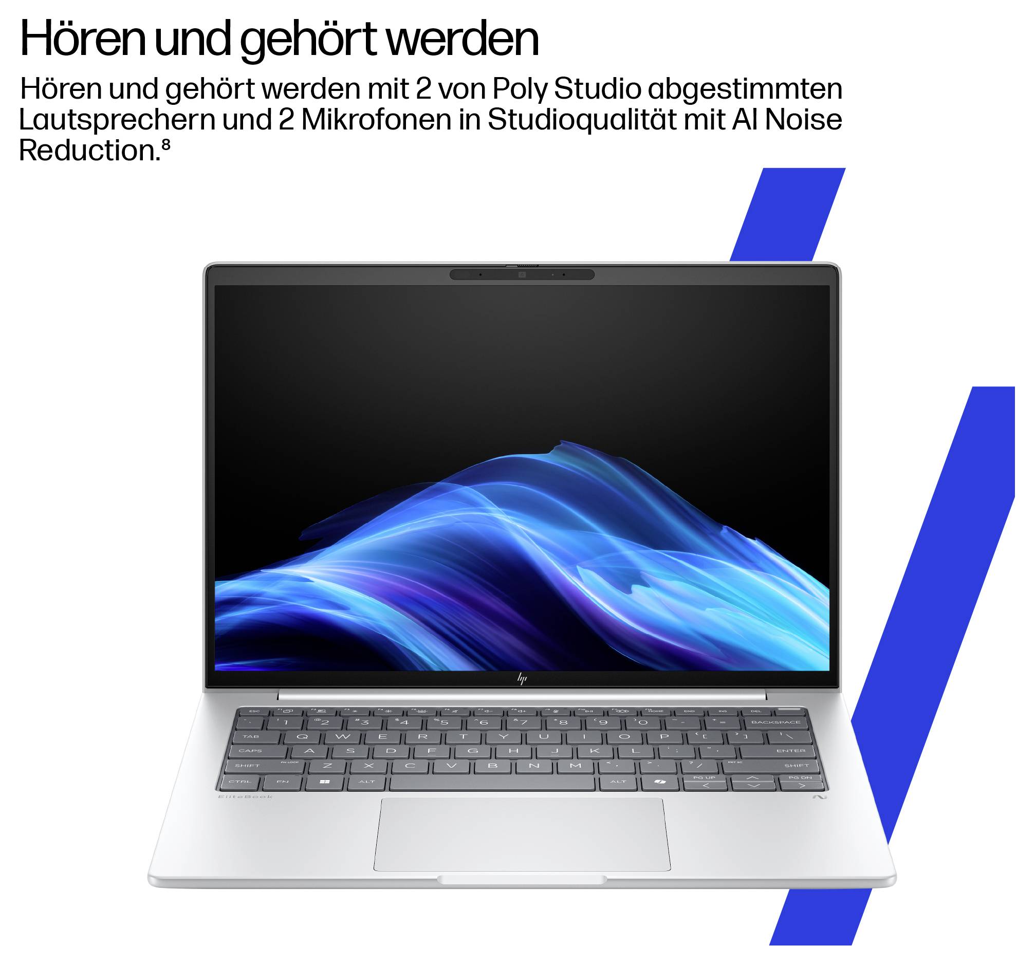 Ein Laptop mit leuchtendem Bildschirm, Text oben: 'Hören und gehört werden mit Poly Studio Lautsprechern und 2 Mikrofonen mit AI Noise Reduction'.
